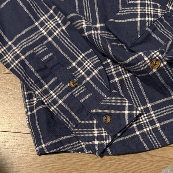 Size 6 Frank & Oak Blue & White Plaid Button Down Shirt - Picture 5 of 6